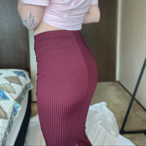 Ribbed bodycon mid calf skirt - Picture 9 of 11